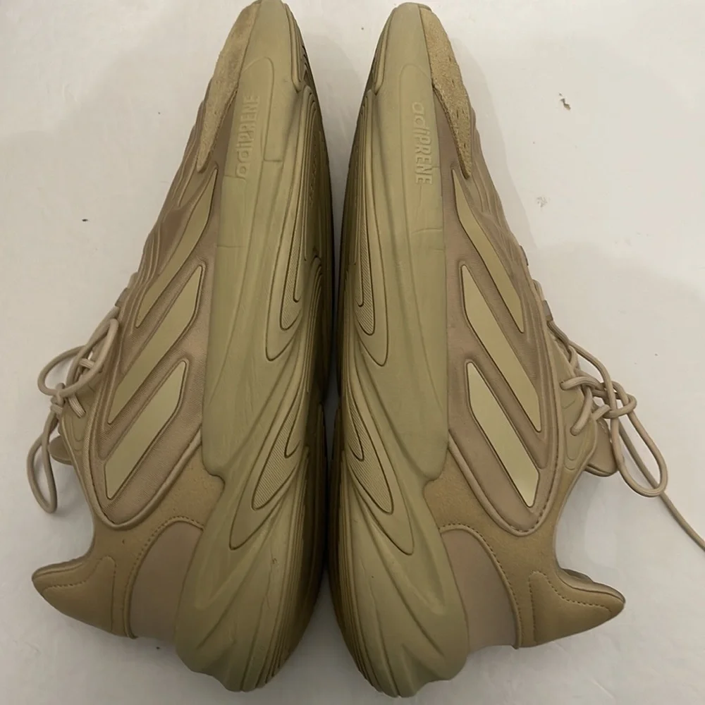 ADIDAS ORIGINALS OZELIA RUNNING SNEAKERS MENS SIZE 12